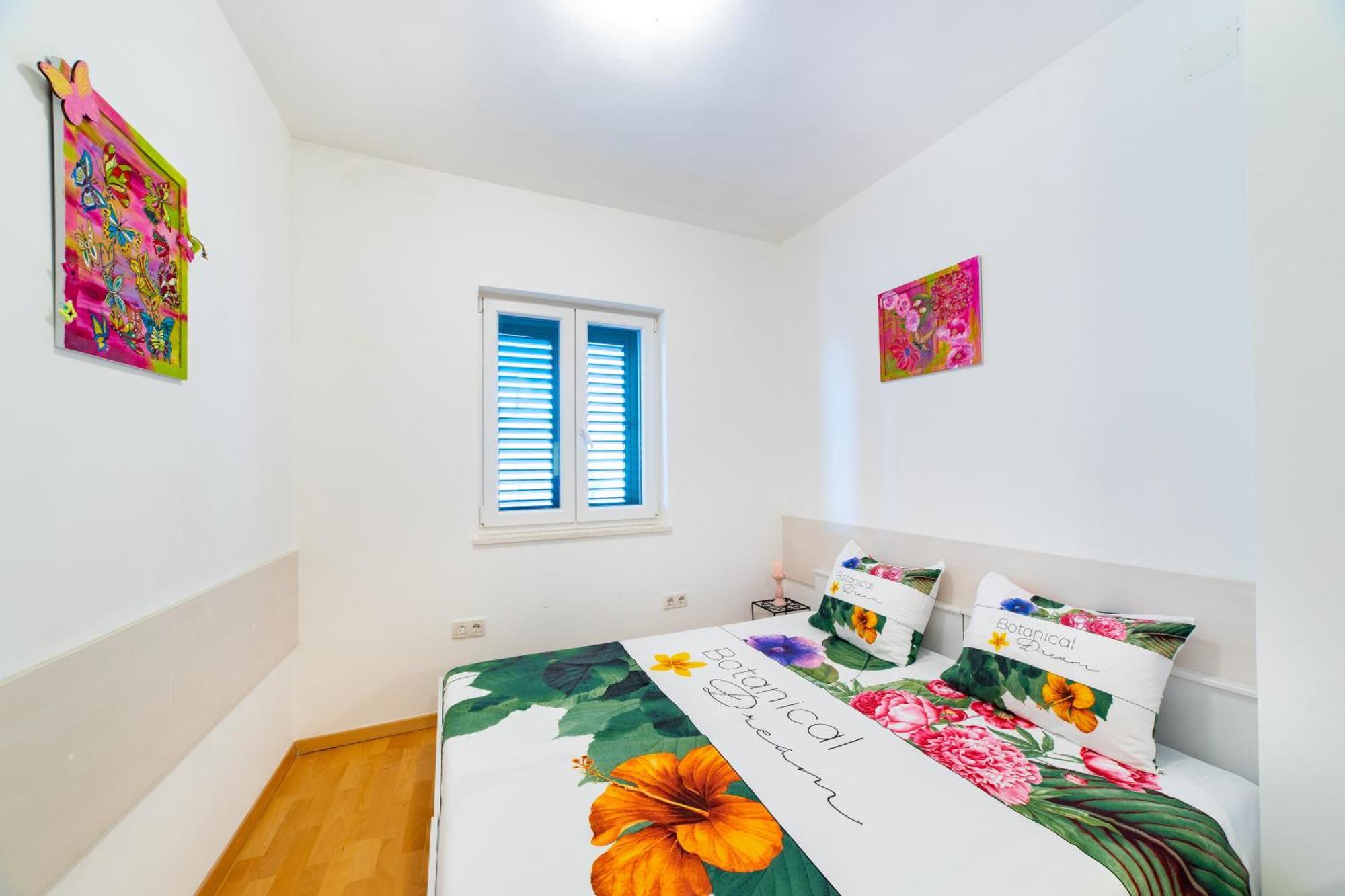Apartment Happy In Split Center 10 Min Walk From Bacvice Beach Extérieur photo