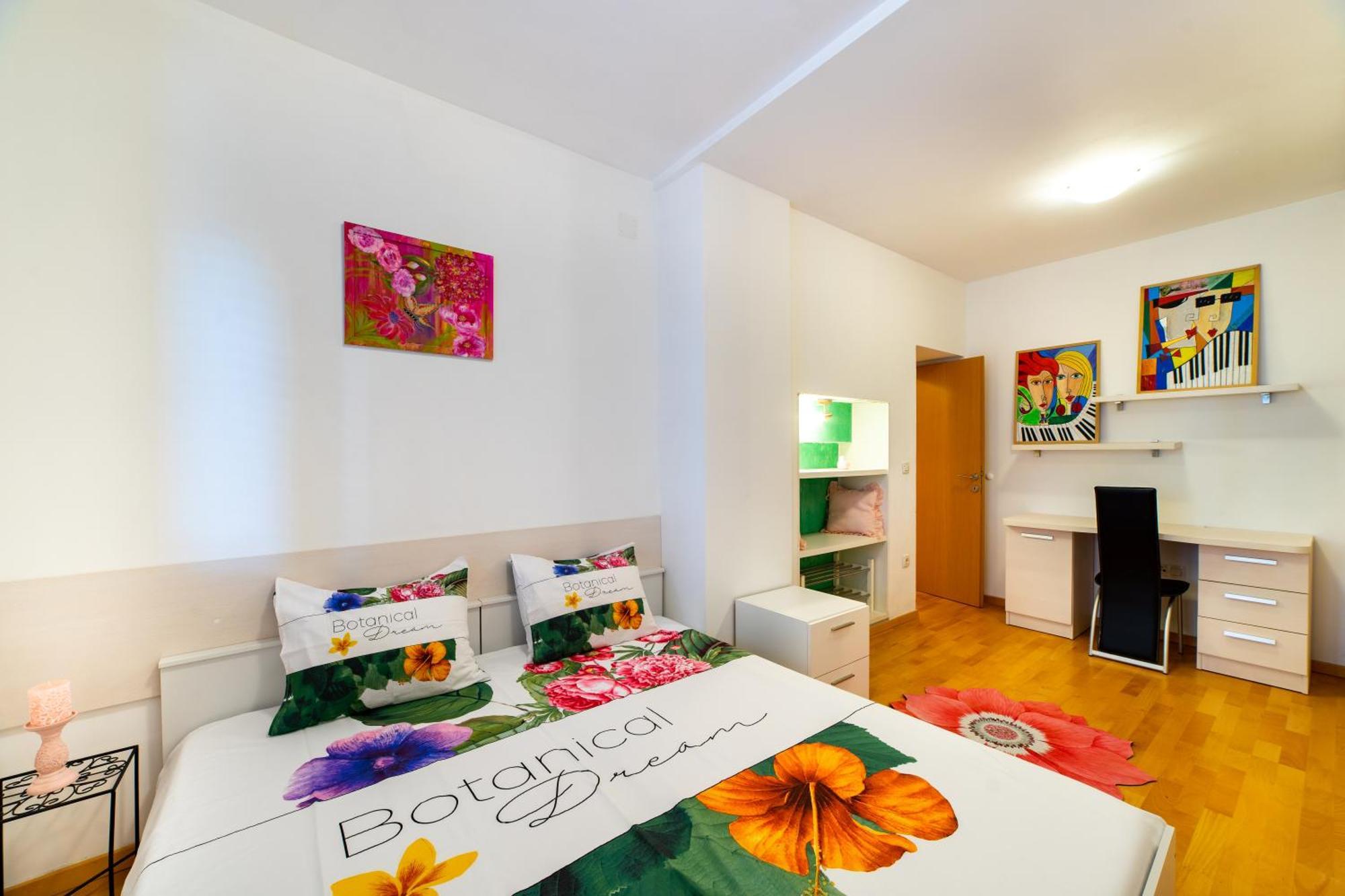 Apartment Happy In Split Center 10 Min Walk From Bacvice Beach Extérieur photo